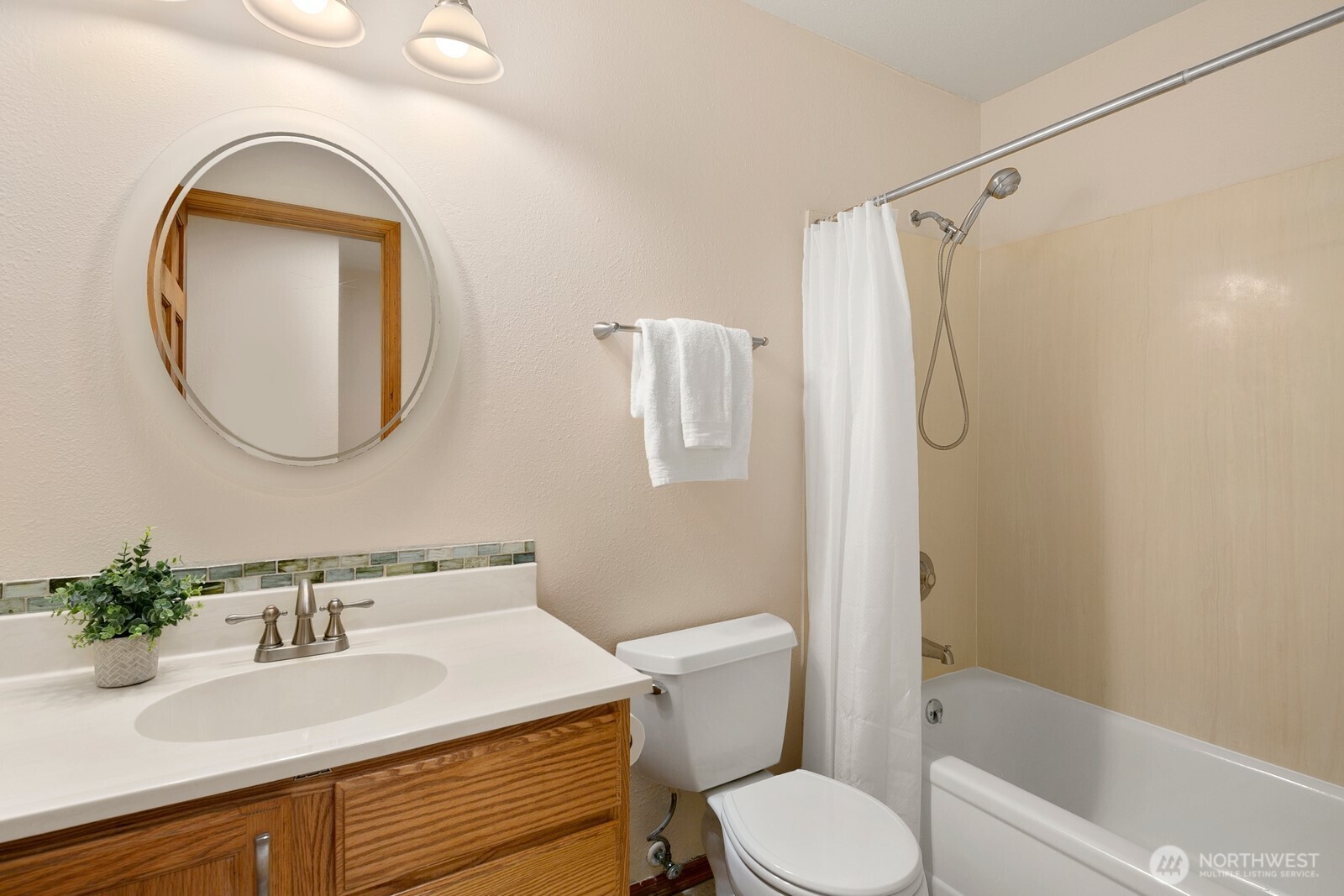 5844 Ne 75th Street A102 Property Photo 15