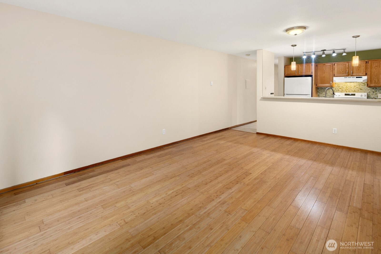 5844 Ne 75th Street A102 Property Photo 19
