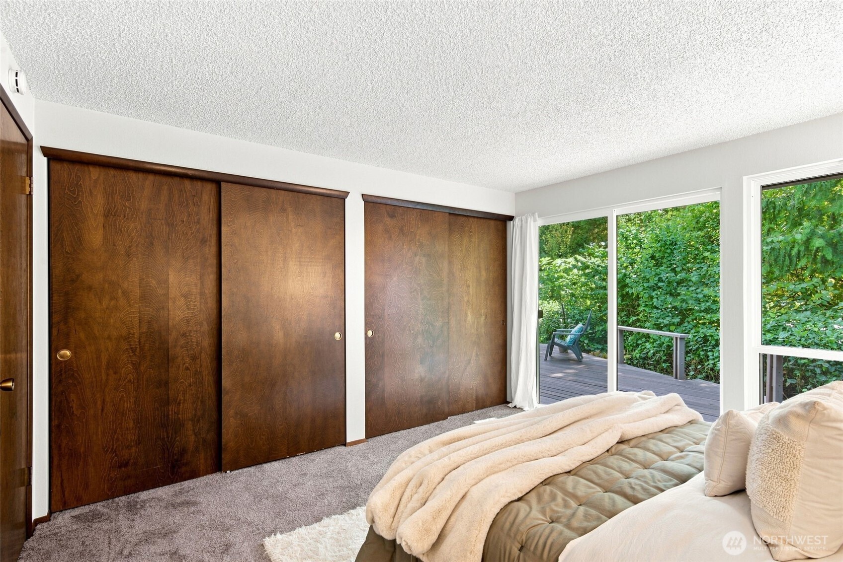 20315 Marine View Drive Property Photo 13