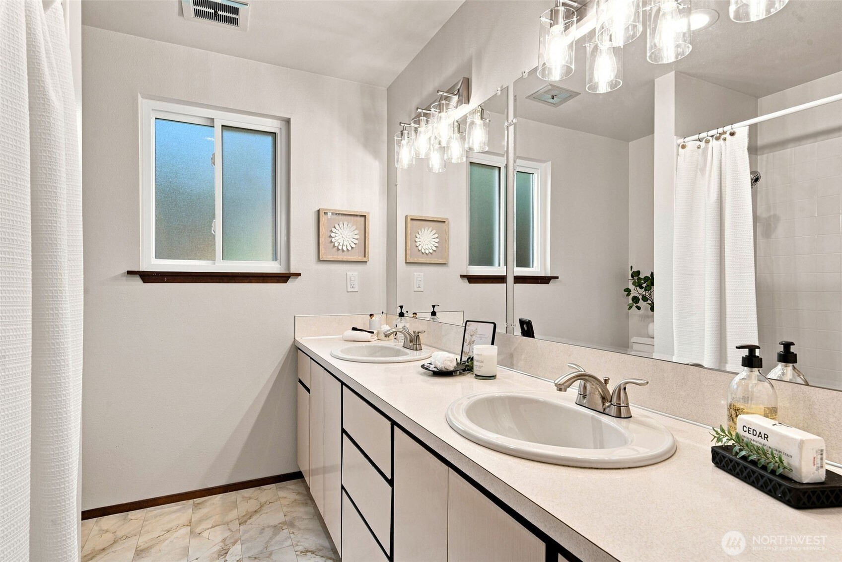 20315 Marine View Drive Property Photo 17