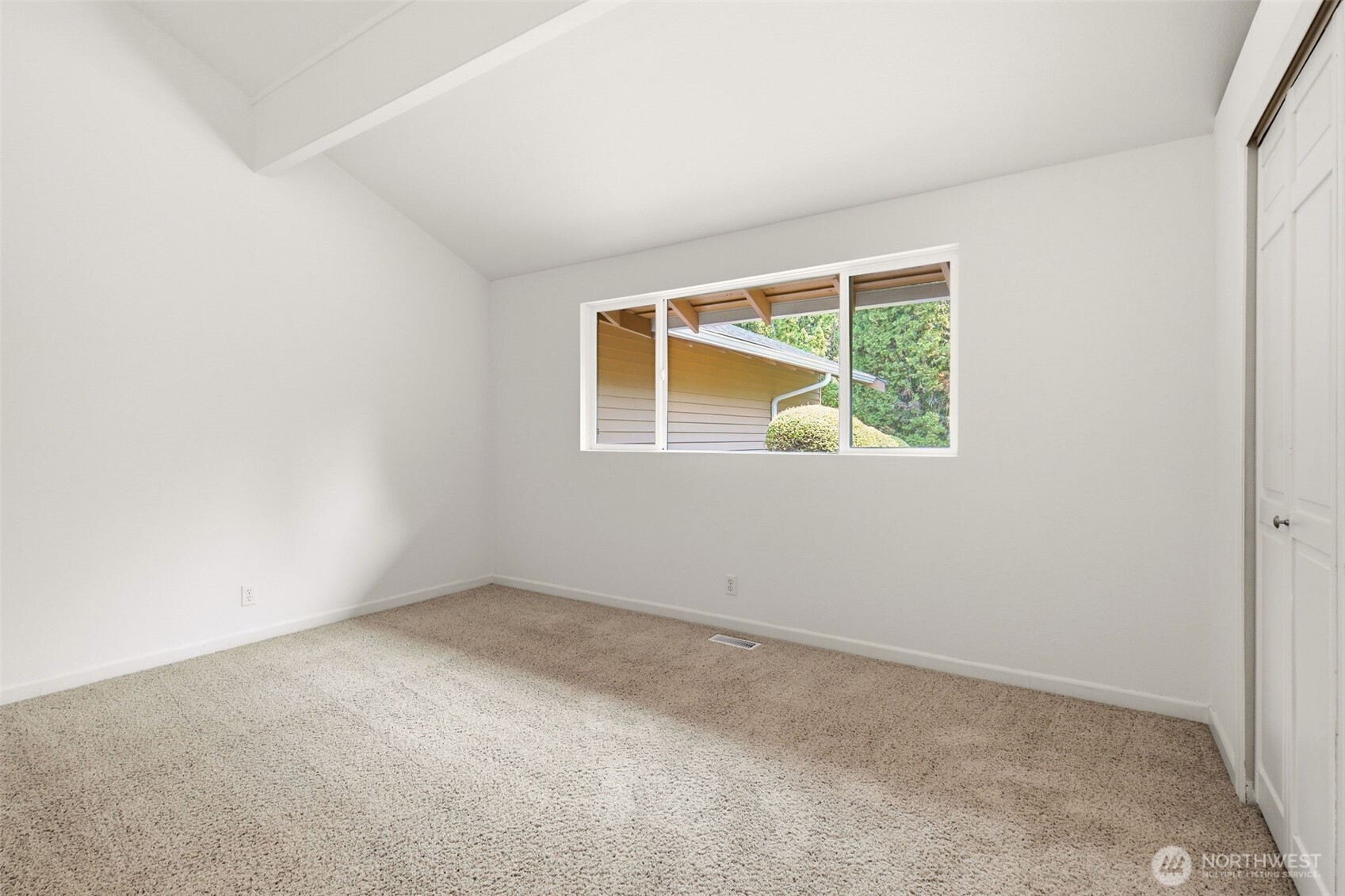 8626 Ne 26th Place Property Photo 20