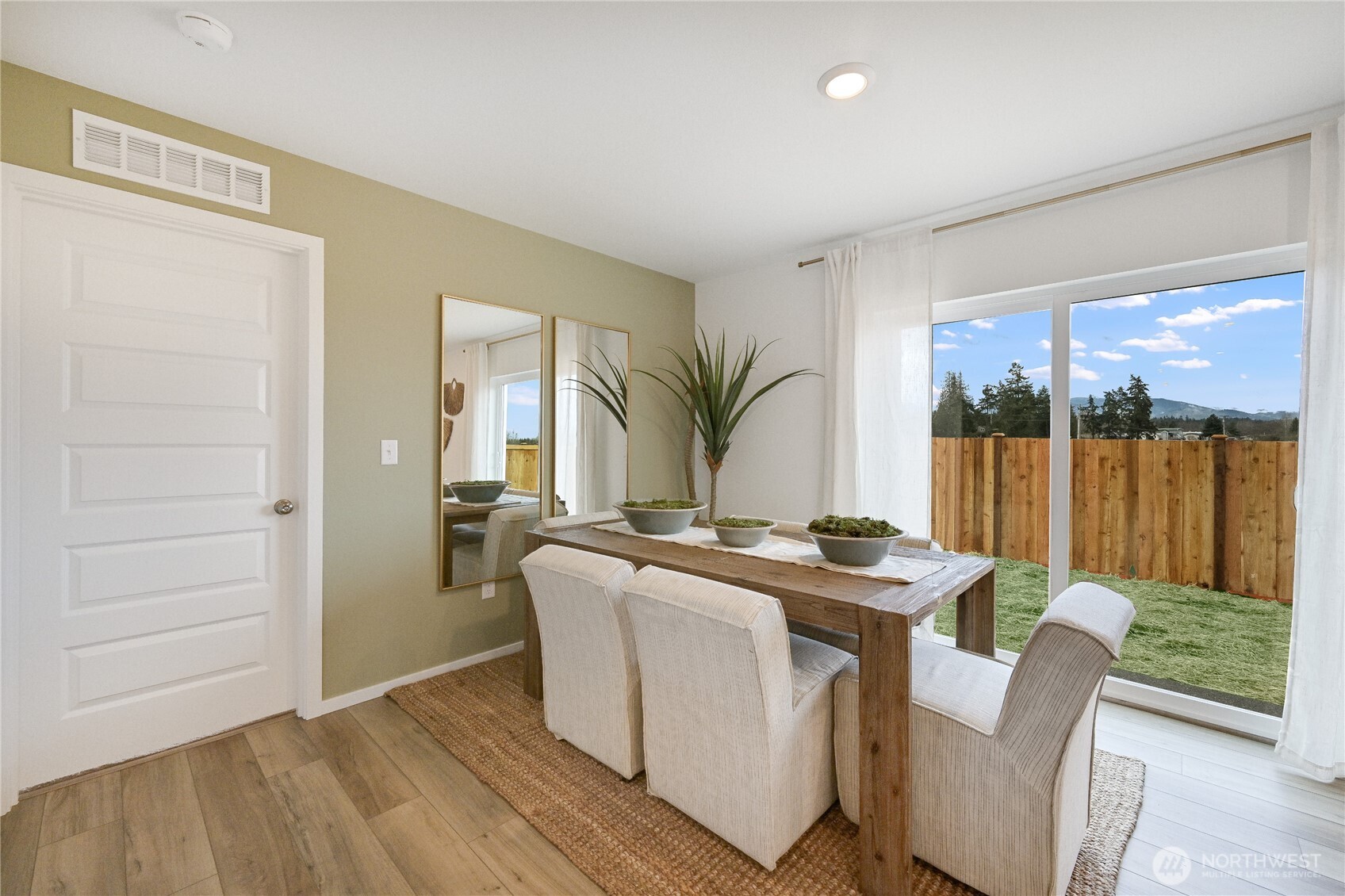 180 Nightbreak Way Property Photo 7