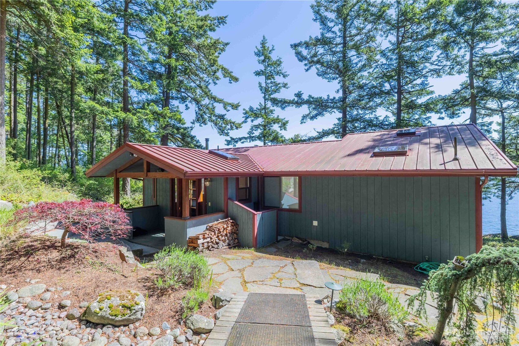 755 Ferry Road Property Photo 3