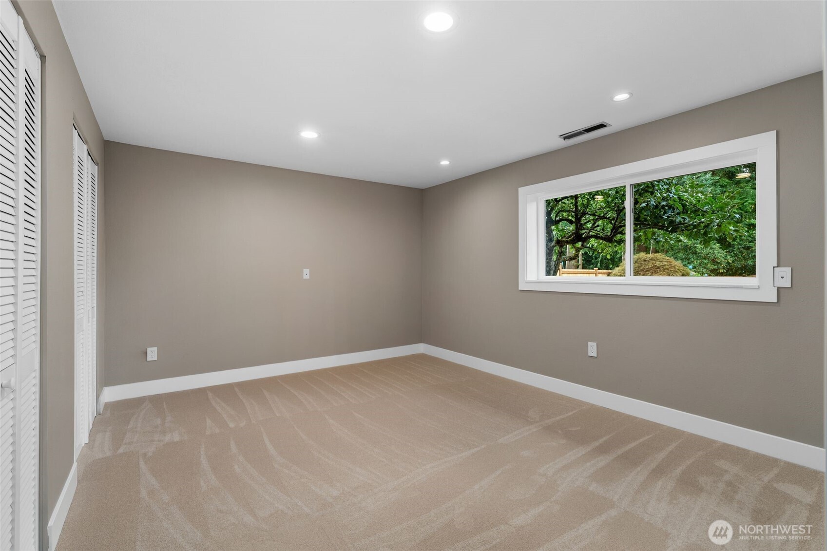 5330 158th Place Property Photo 31