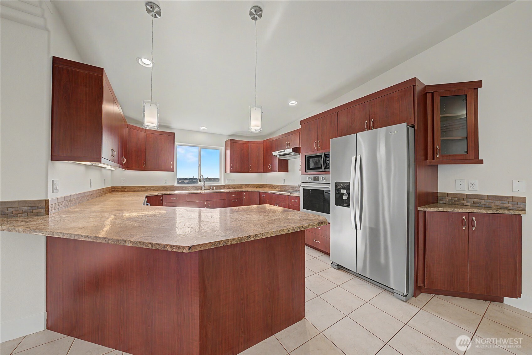 436 Strand Road Property Photo 6