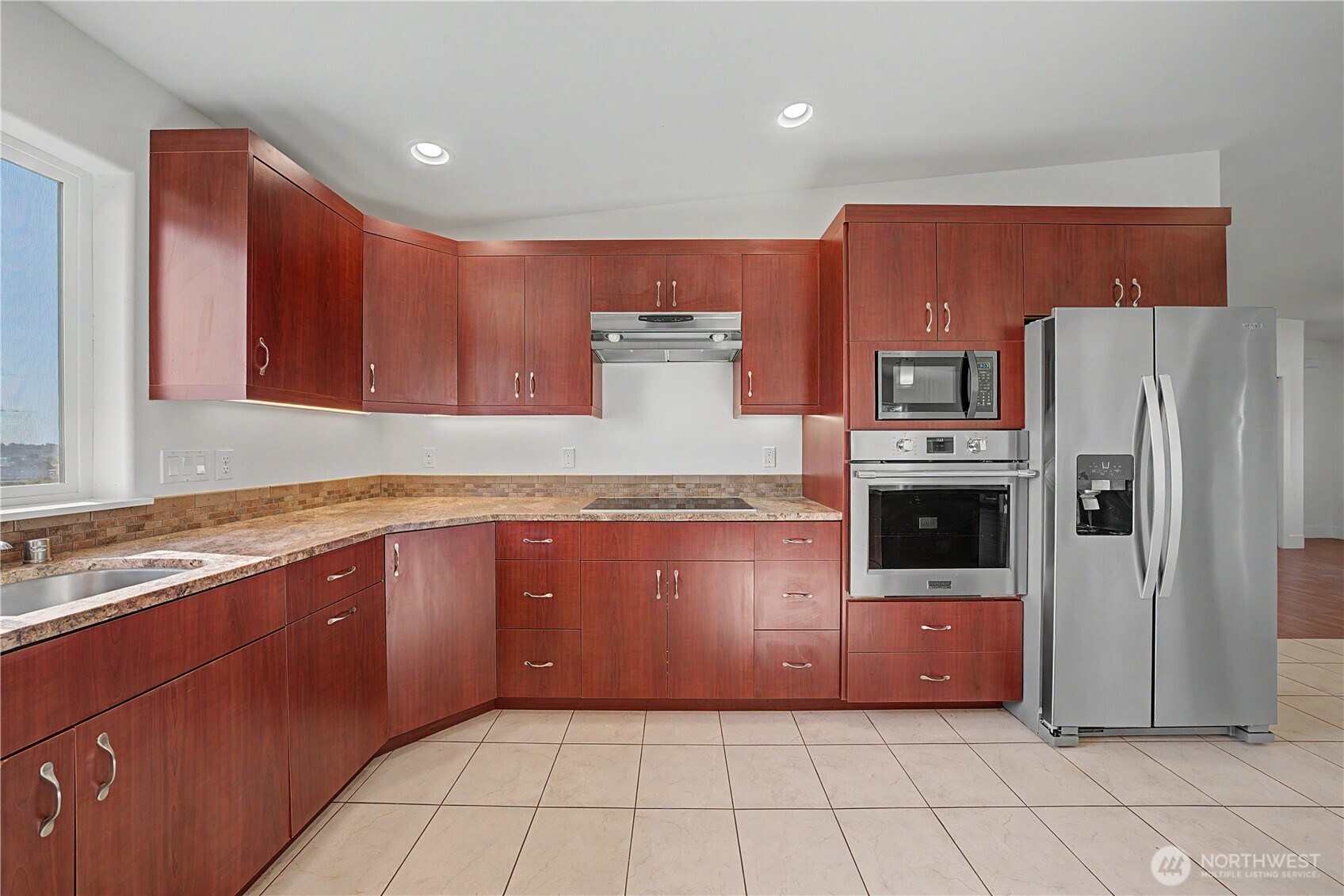 436 Strand Road Property Photo 7