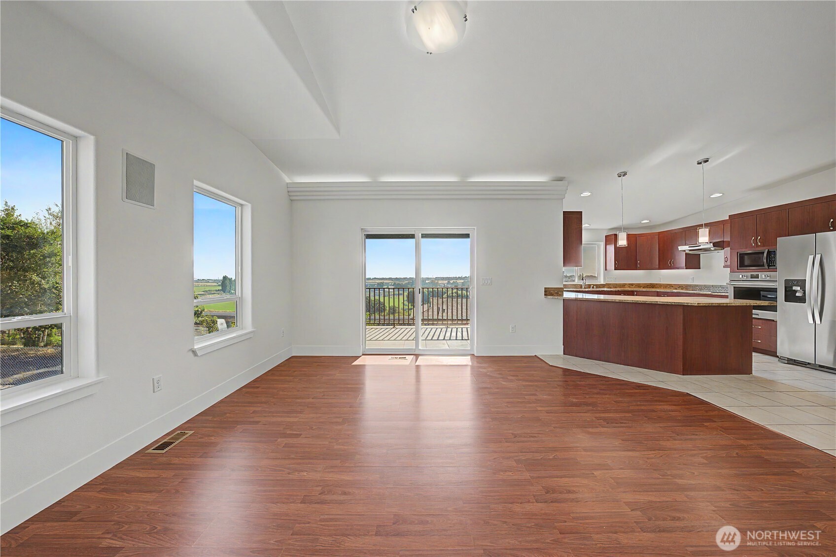 436 Strand Road Property Photo 12