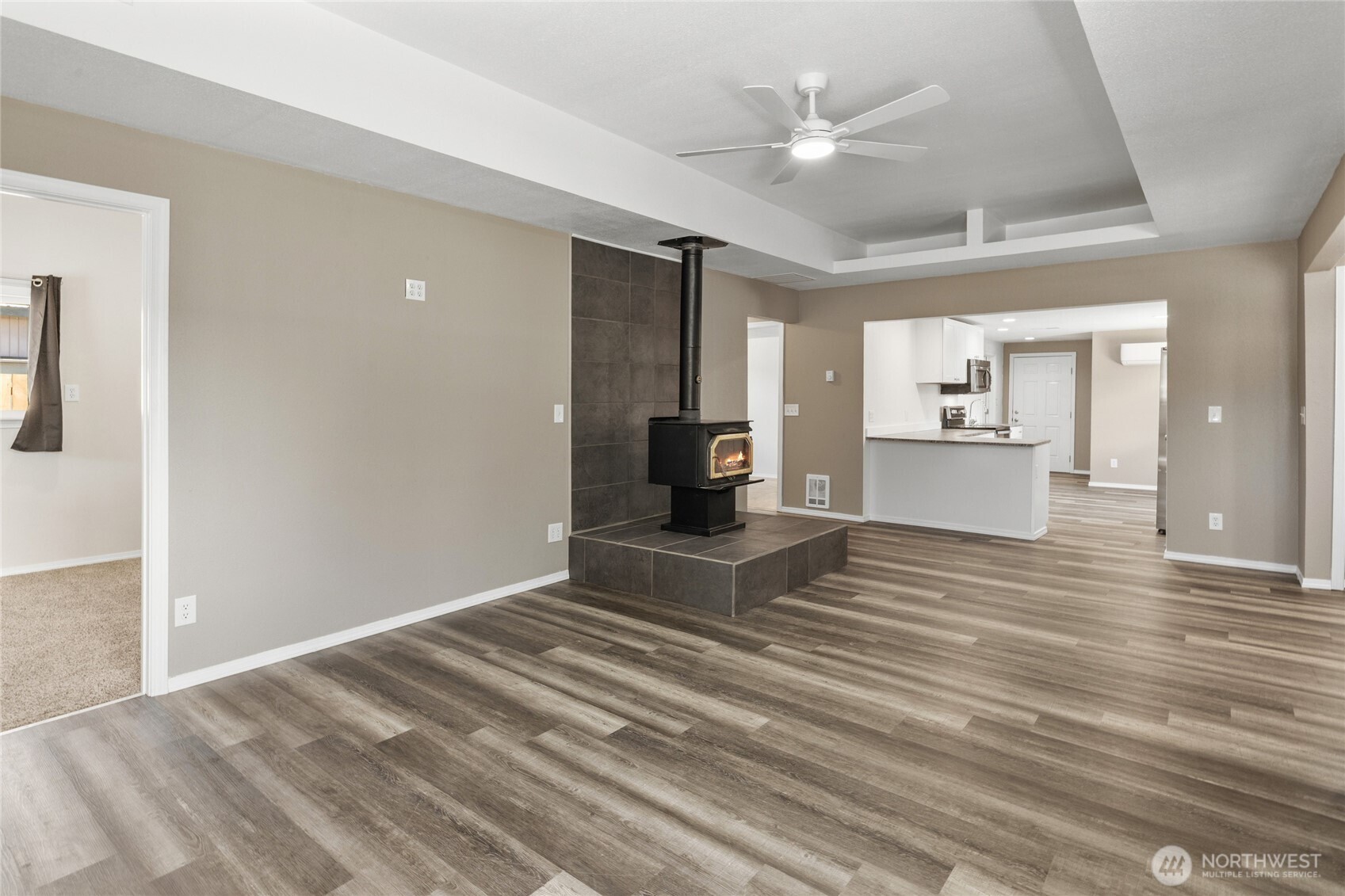 513 Marie Avenue Property Photo 5