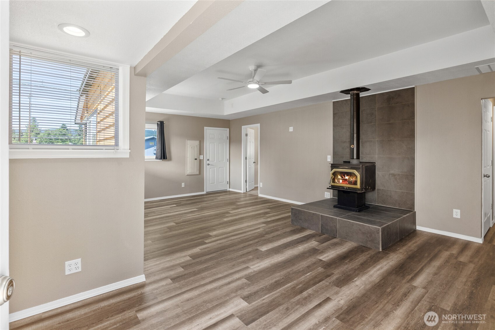 513 Marie Avenue Property Photo 6