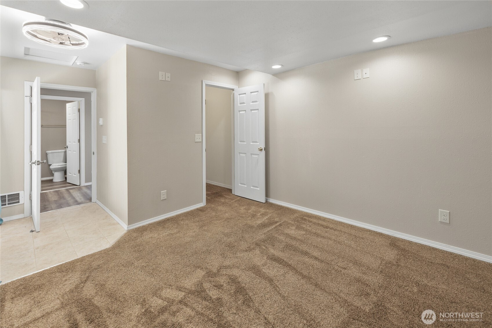 513 Marie Avenue Property Photo 15