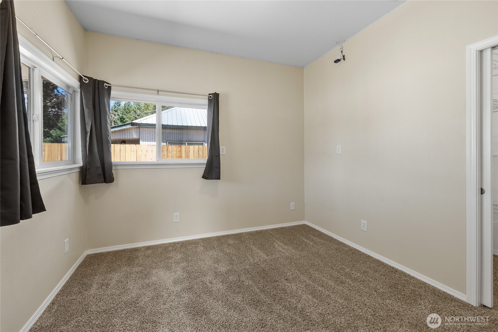 513 Marie Avenue Property Photo 18