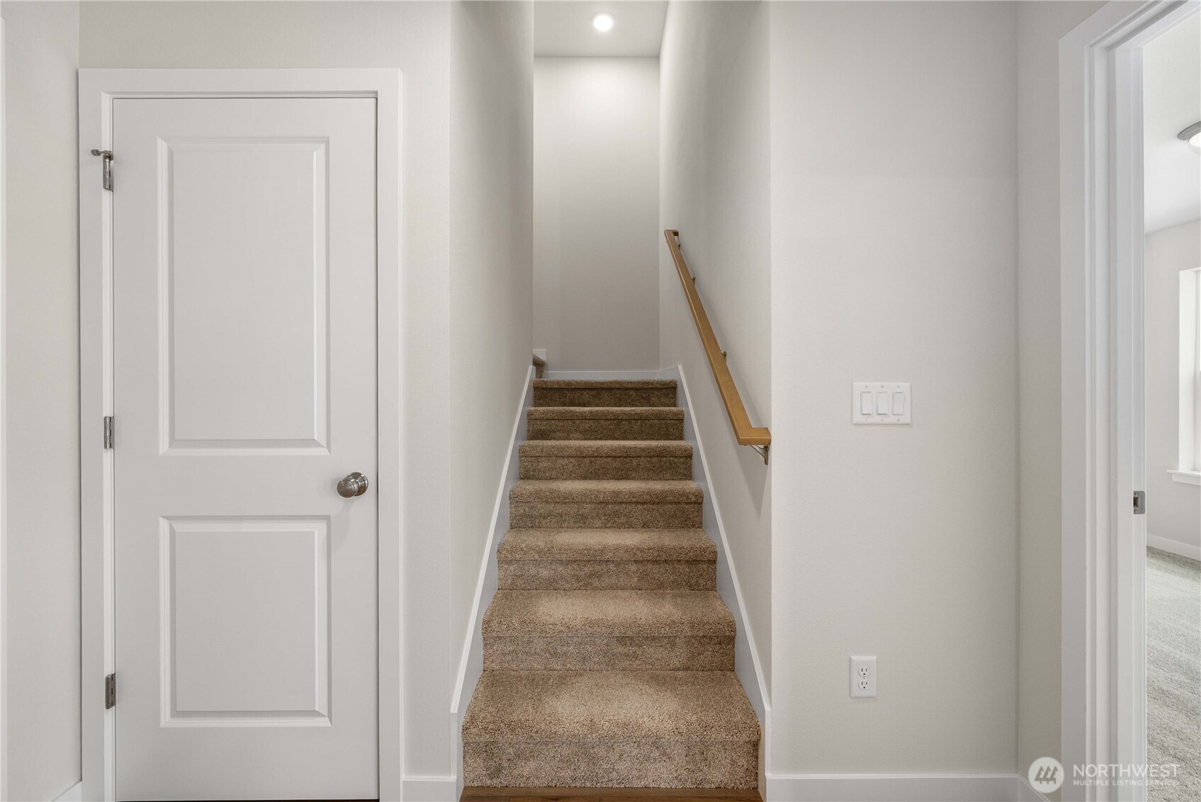 4261 Aberdeen Way Property Photo 11