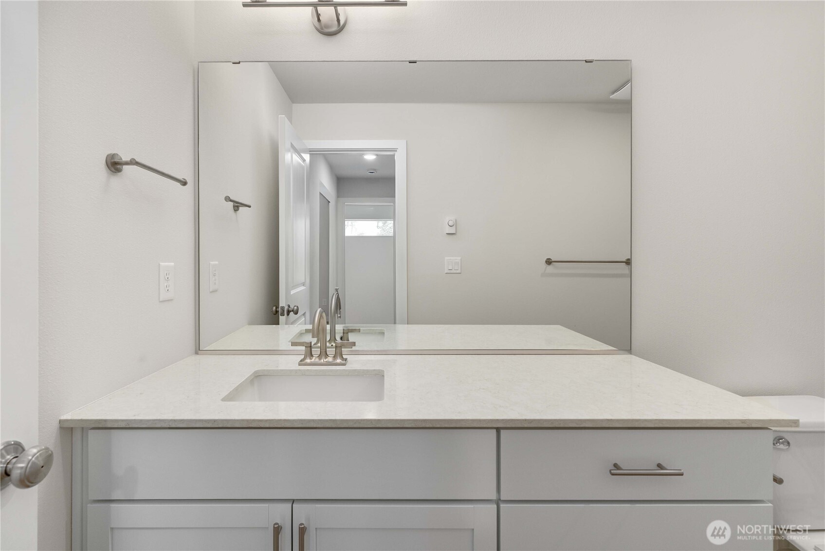 4261 Aberdeen Way Property Photo 12