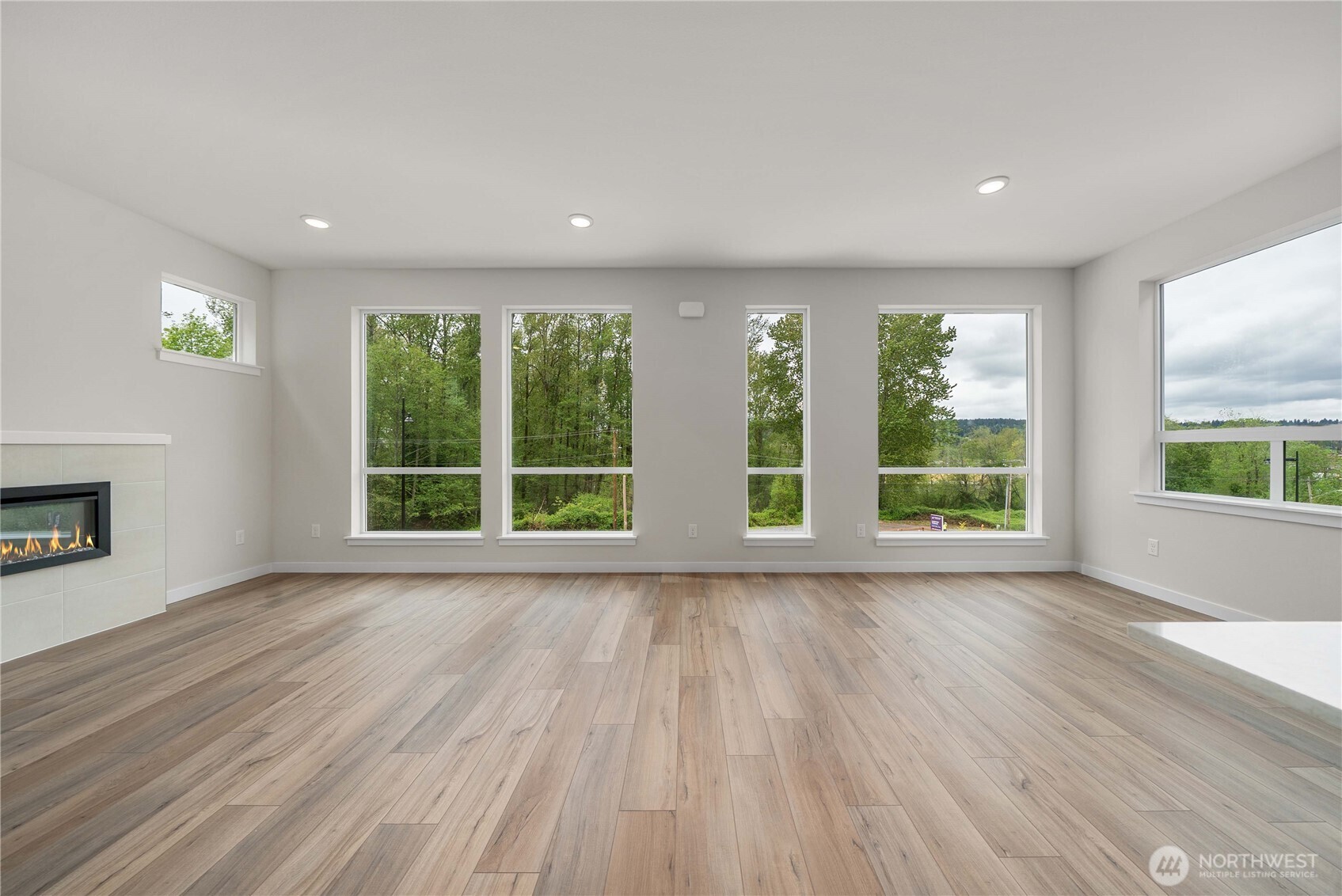 4261 Aberdeen Way Property Photo 14