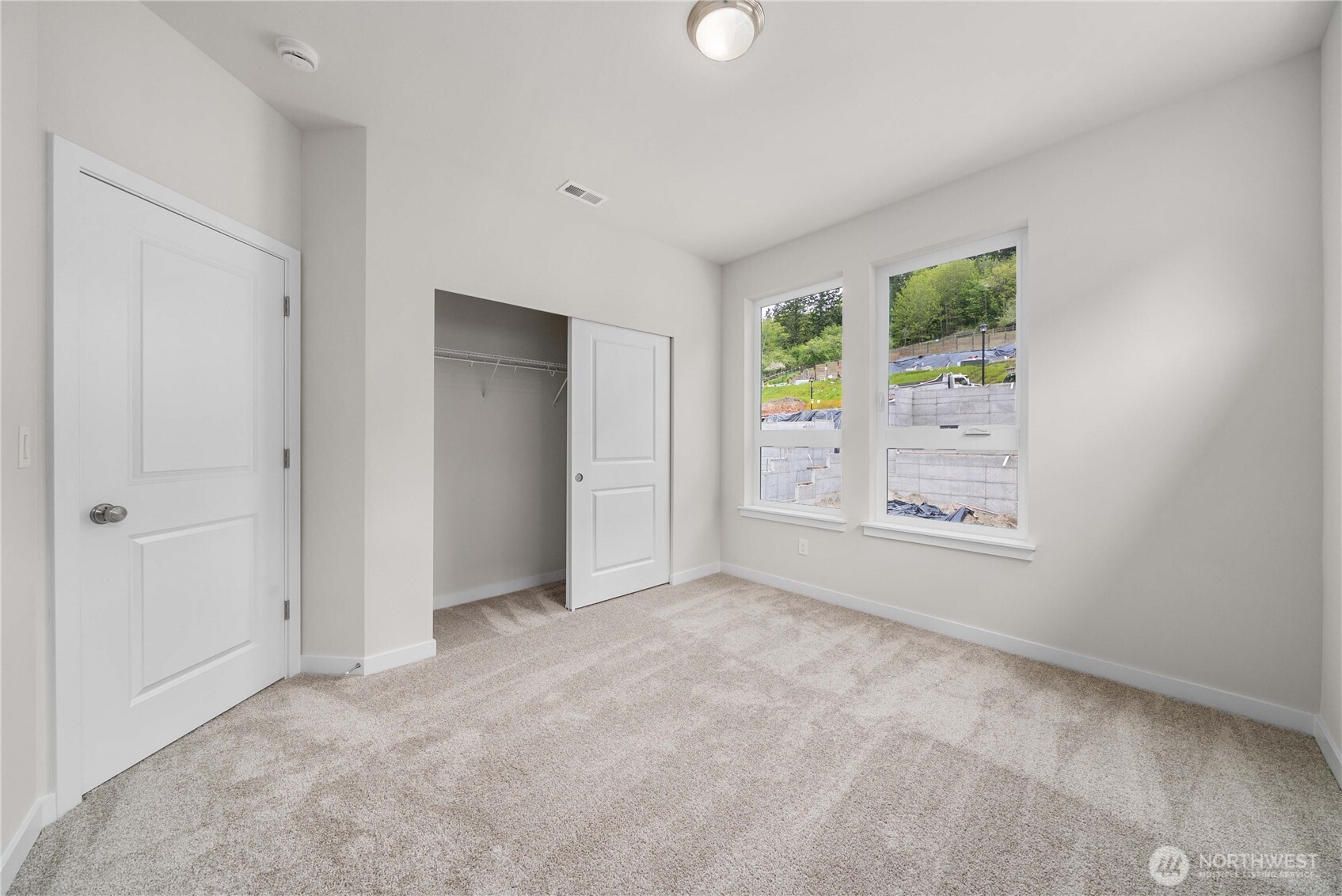 4261 Aberdeen Way Property Photo 34