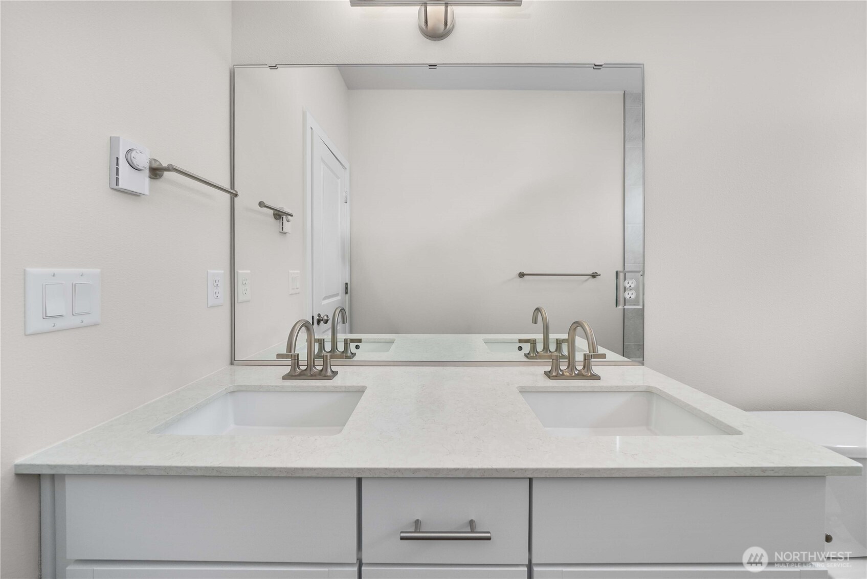 4261 Aberdeen Way Property Photo 36
