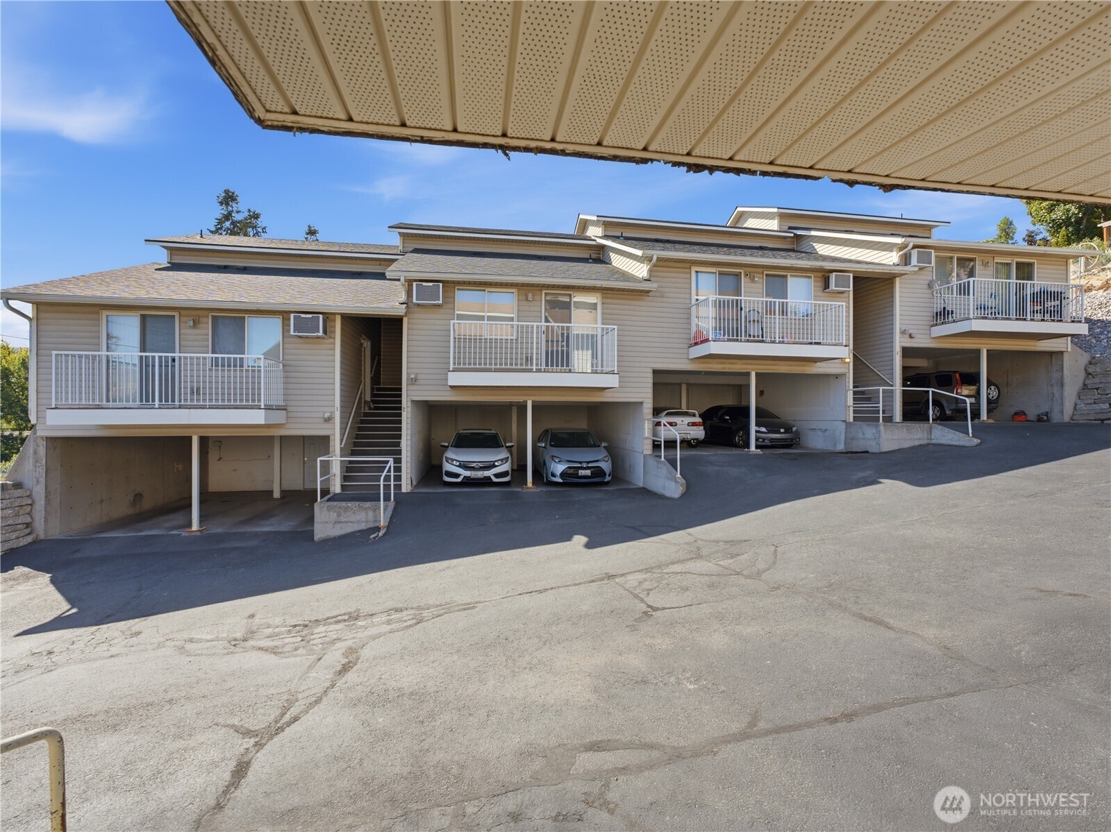 1686 S Mission Street 1 Property Photo 3