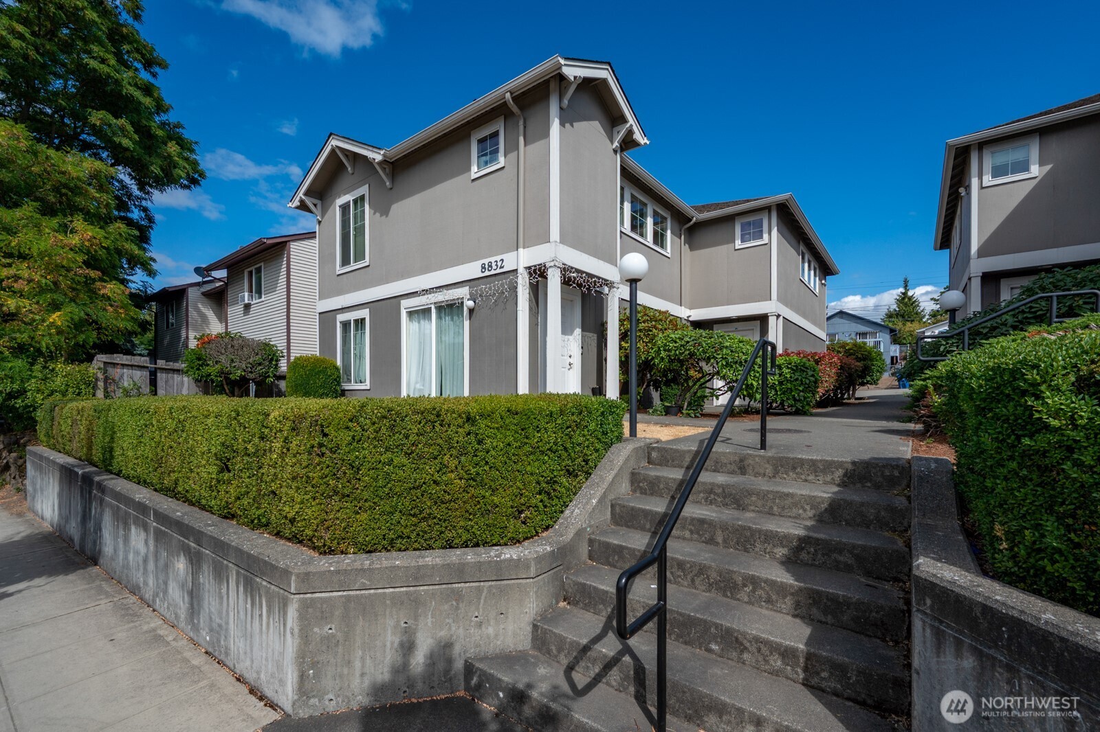 8832 Delridge Way A-e Property Photo 2
