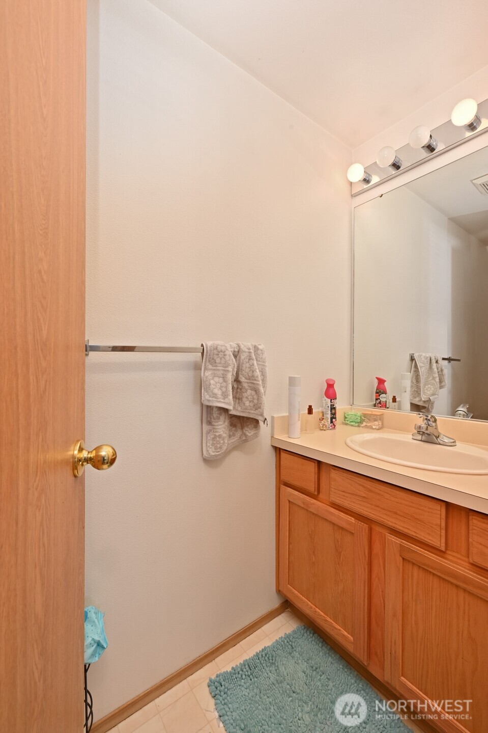 8832 Delridge Way A-e Property Photo 15