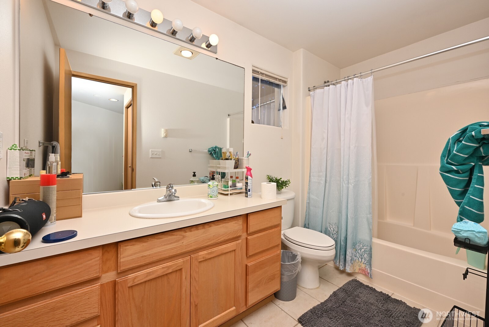 8832 Delridge Way A-e Property Photo 21