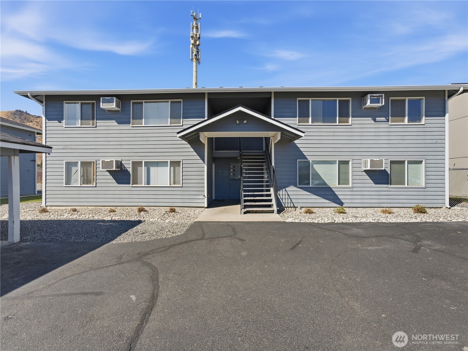 1624 Cross Street 1 Property Photo 3