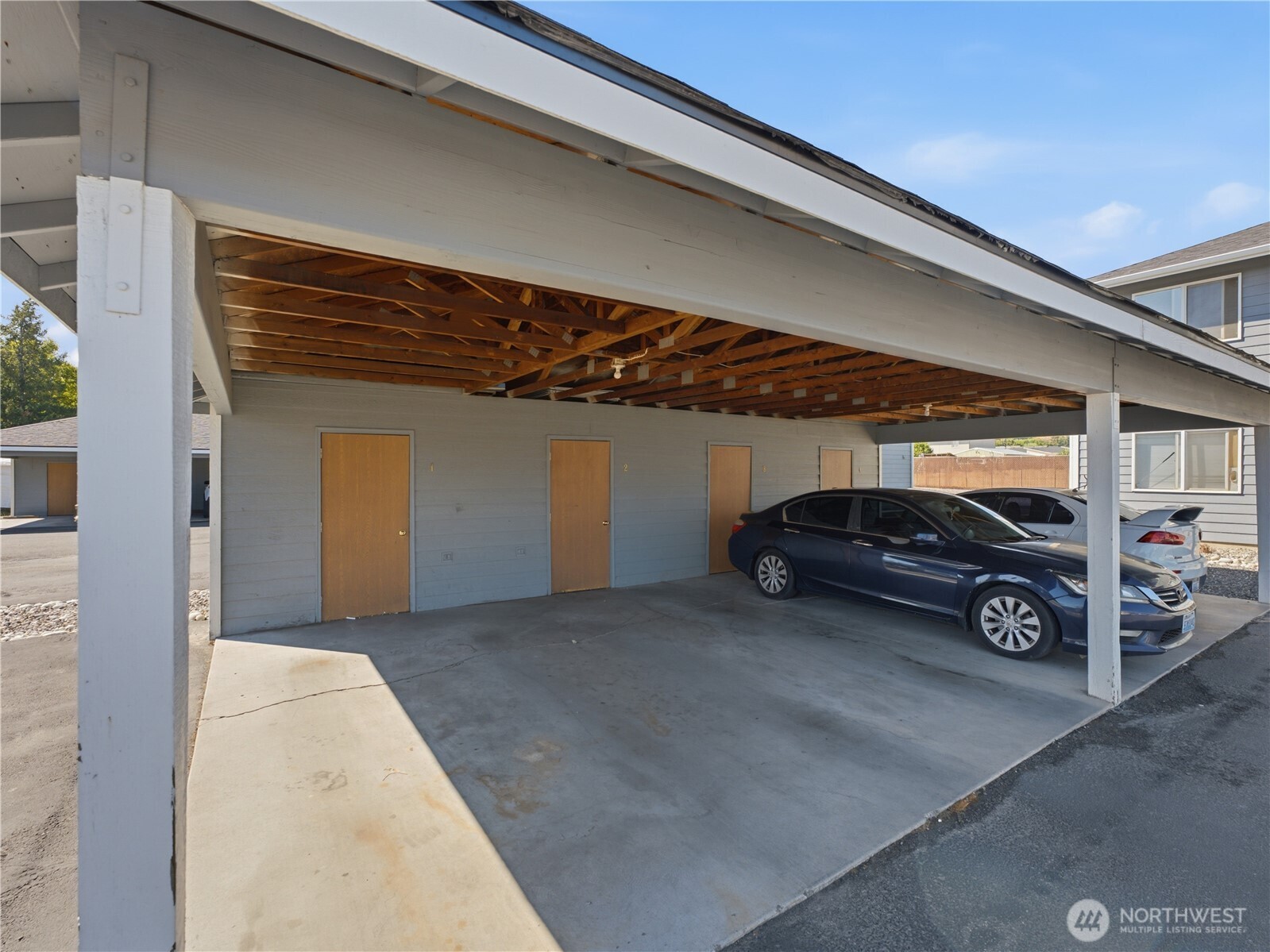 1624 Cross Street 1 Property Photo 4