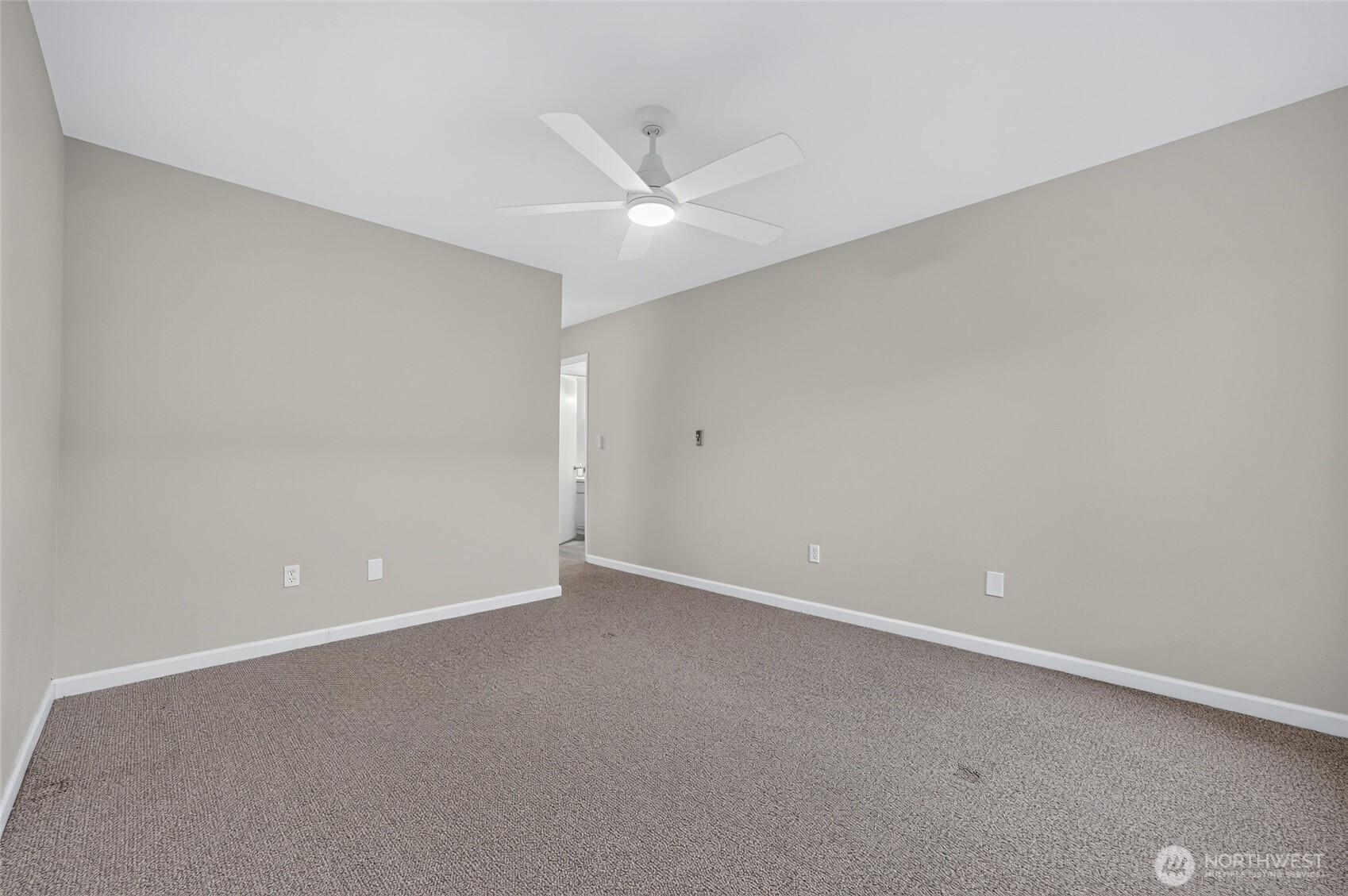 2858 32nd Avenue 202 Property Photo 24