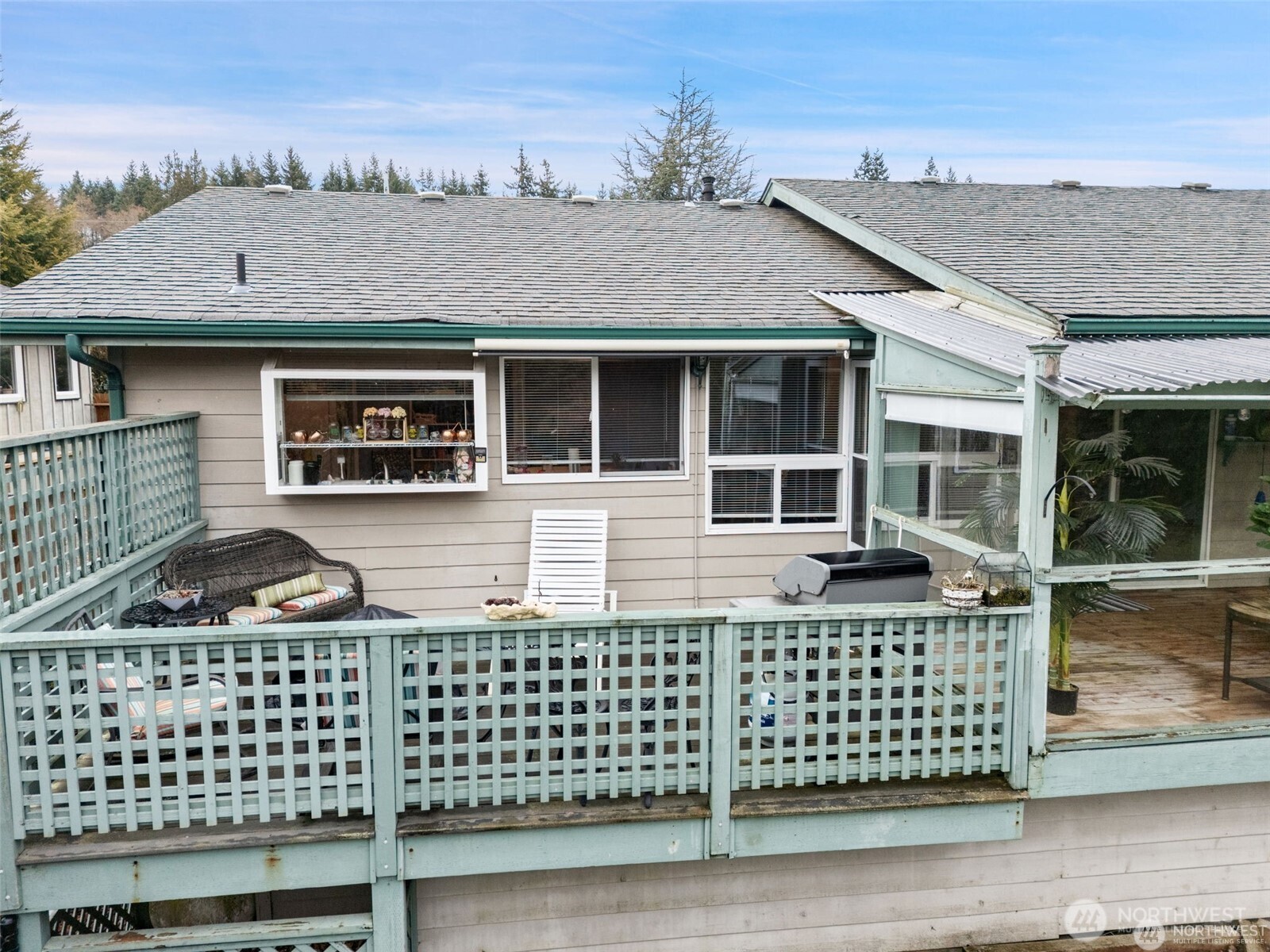 37399 Buck Rd N E Property Photo 22