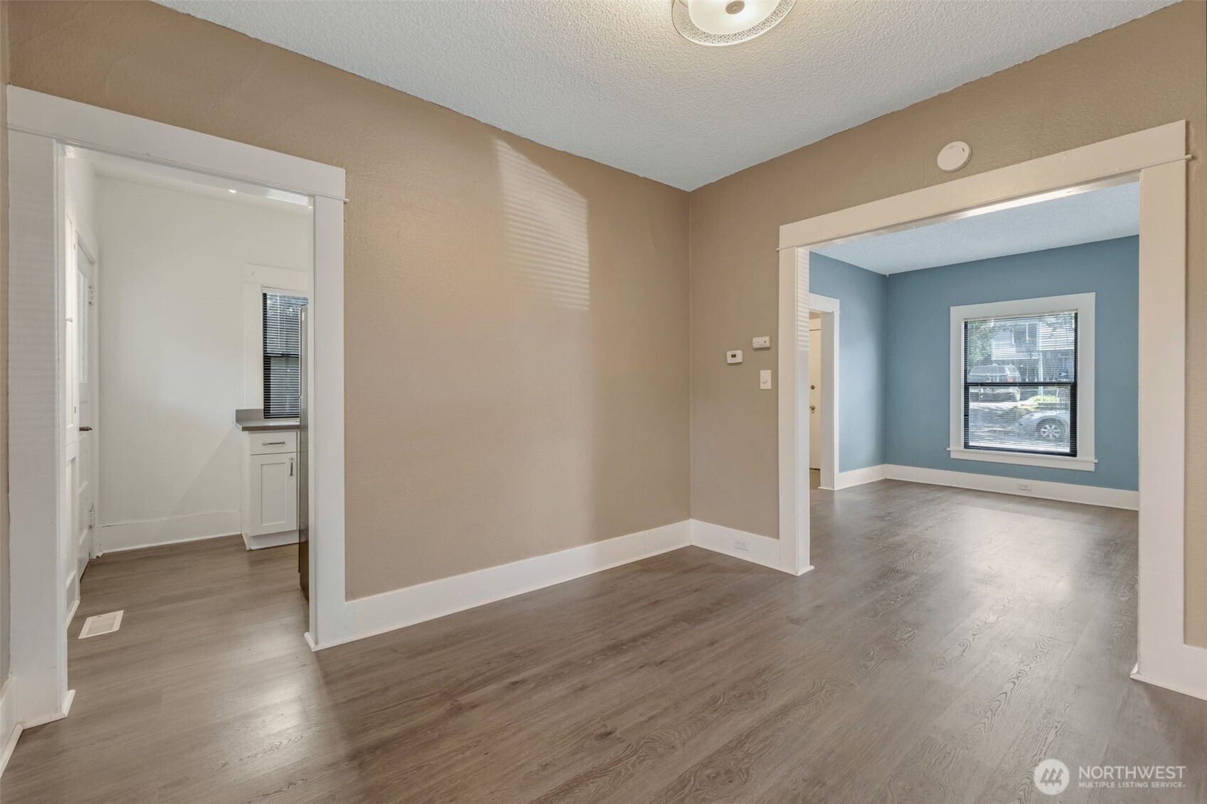 6747 Alonzo Avenue Property Photo 3