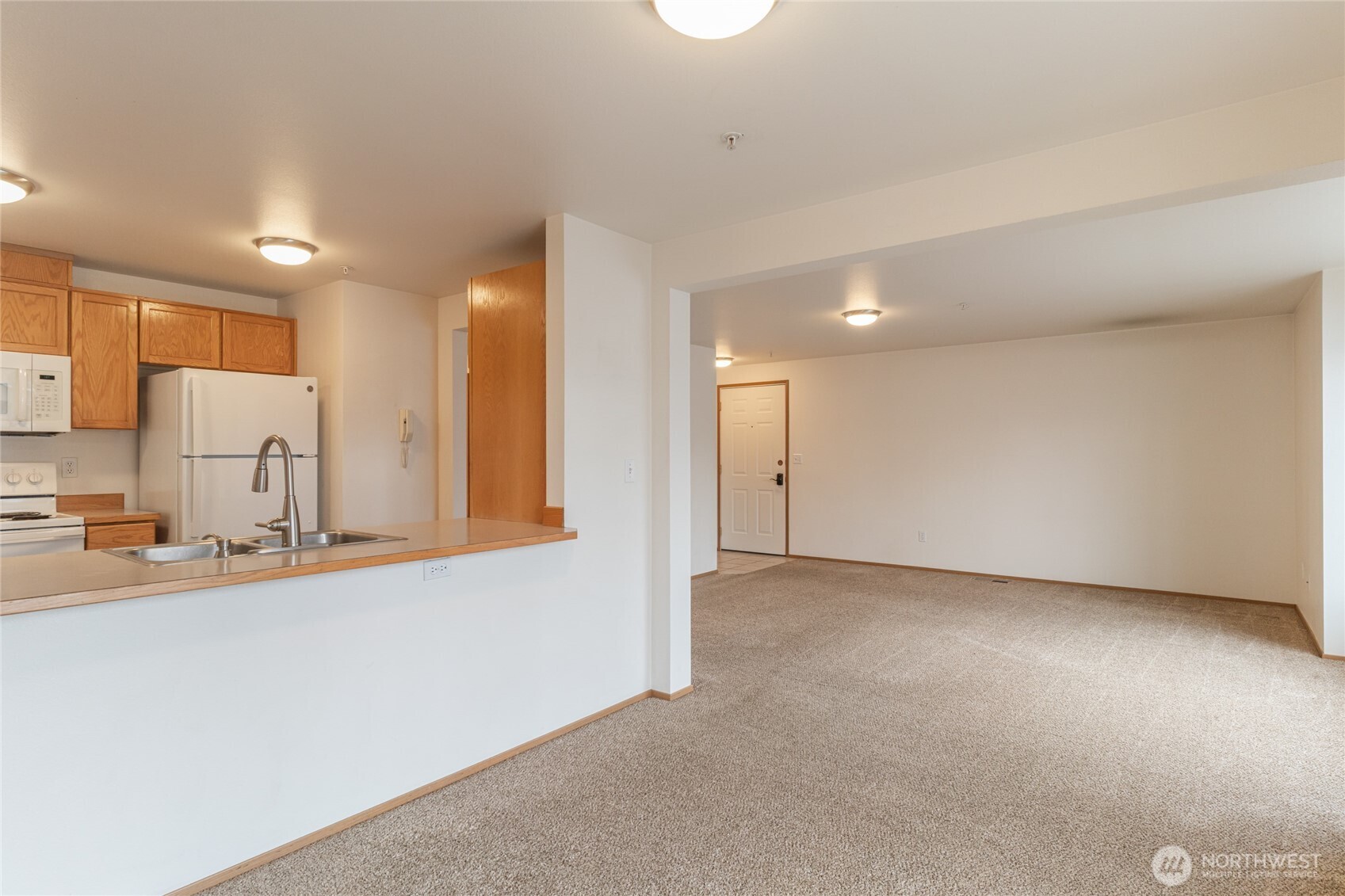 1011 D N Baker Avenue D Property Photo 16