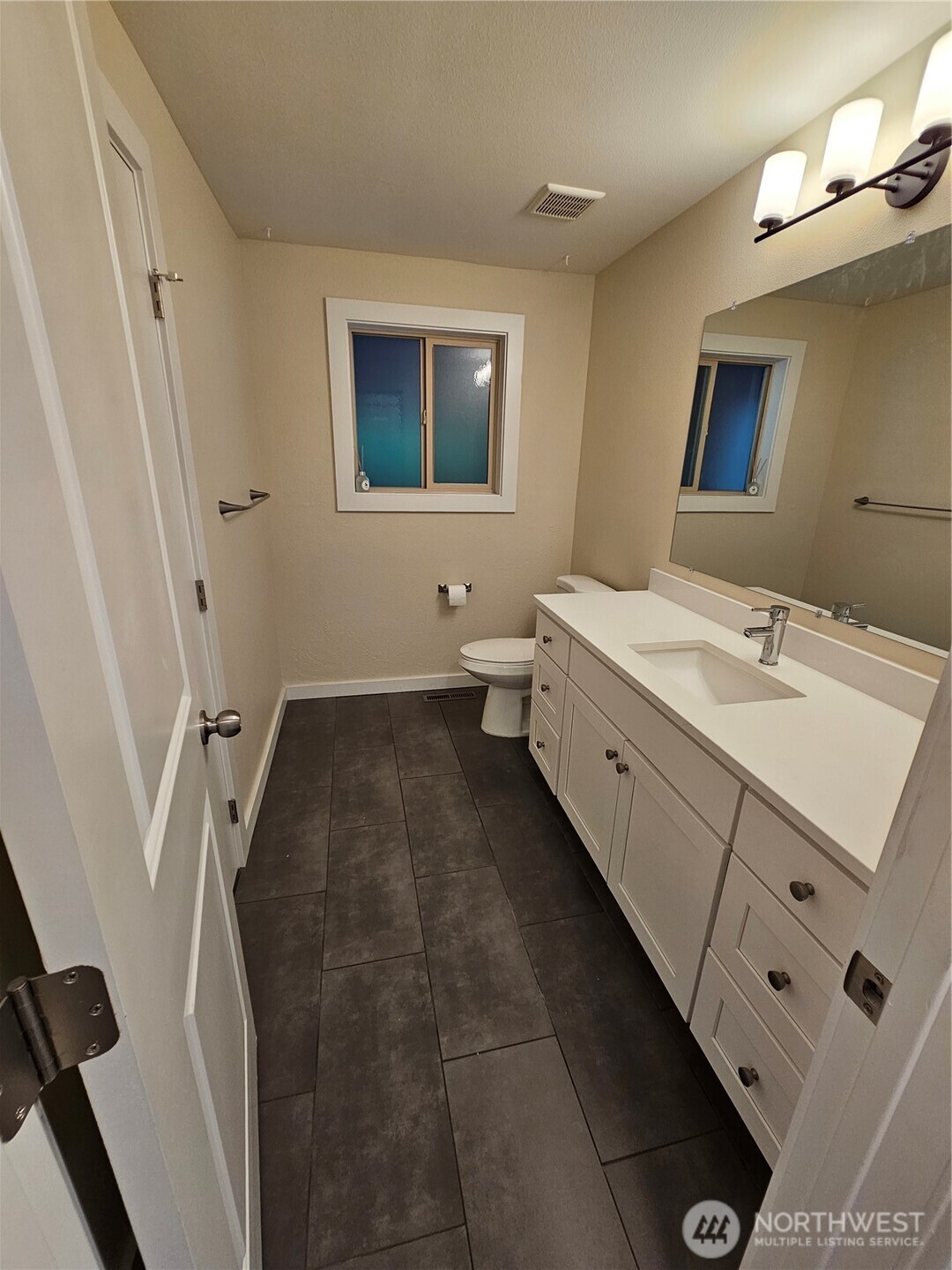 5118 S 164th Street Property Photo 37