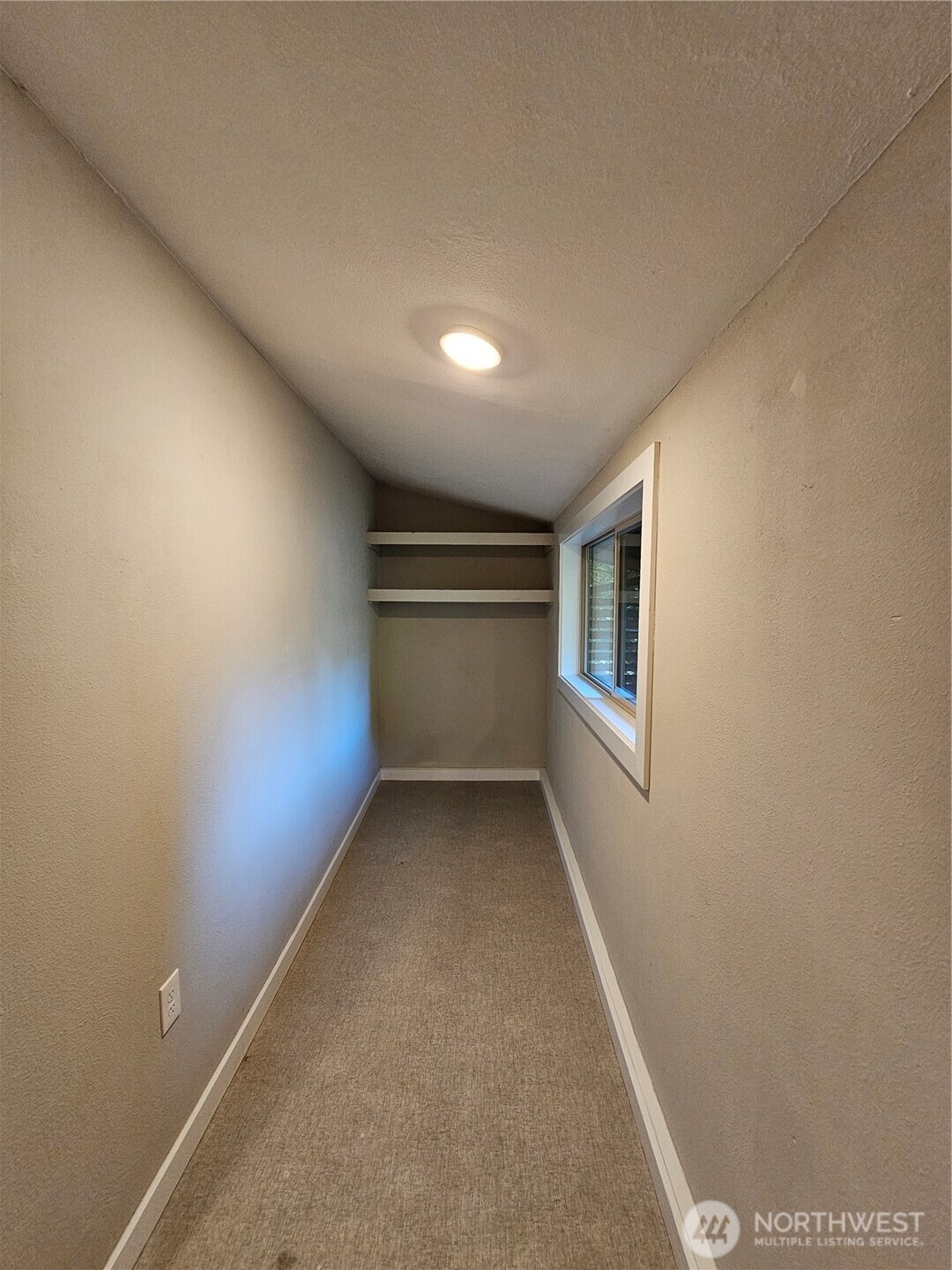 5118 S 164th Street Property Photo 40