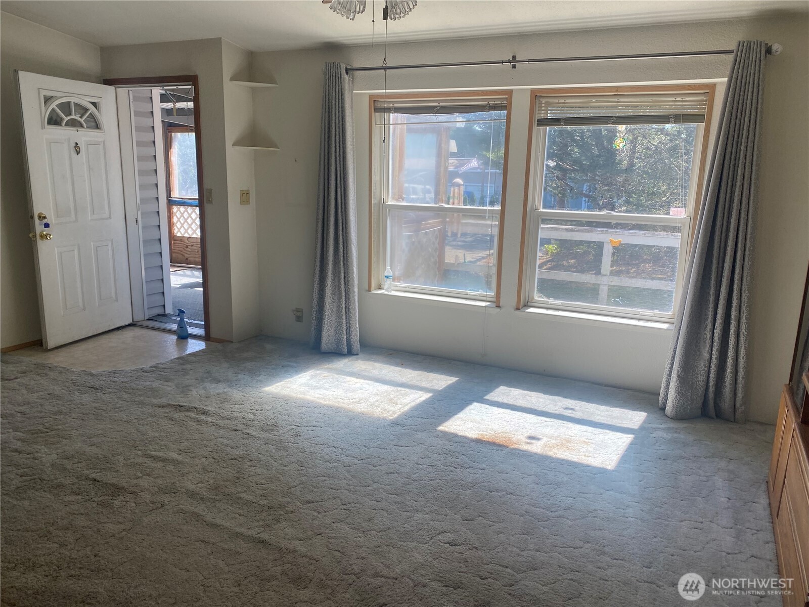 2103 266 Place Property Photo 2