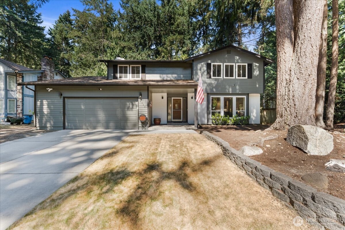 2509 Manorwood Drive Property Photo 2
