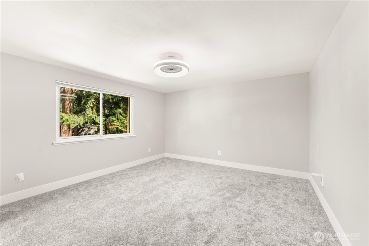 2509 Manorwood Drive Property Photo 28