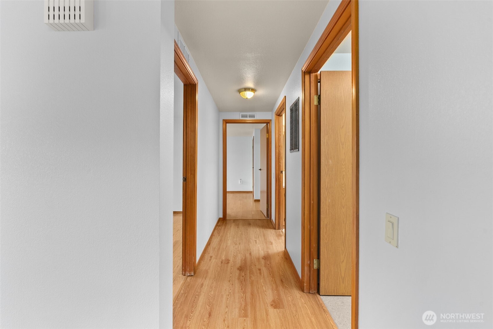 109 Longfellow Lane Property Photo 12