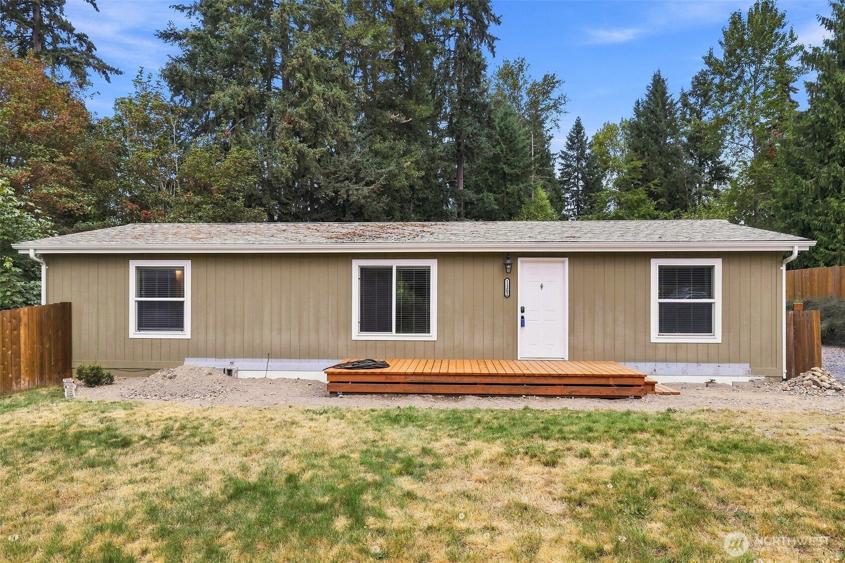 11302 201st Avenue Property Photo 2