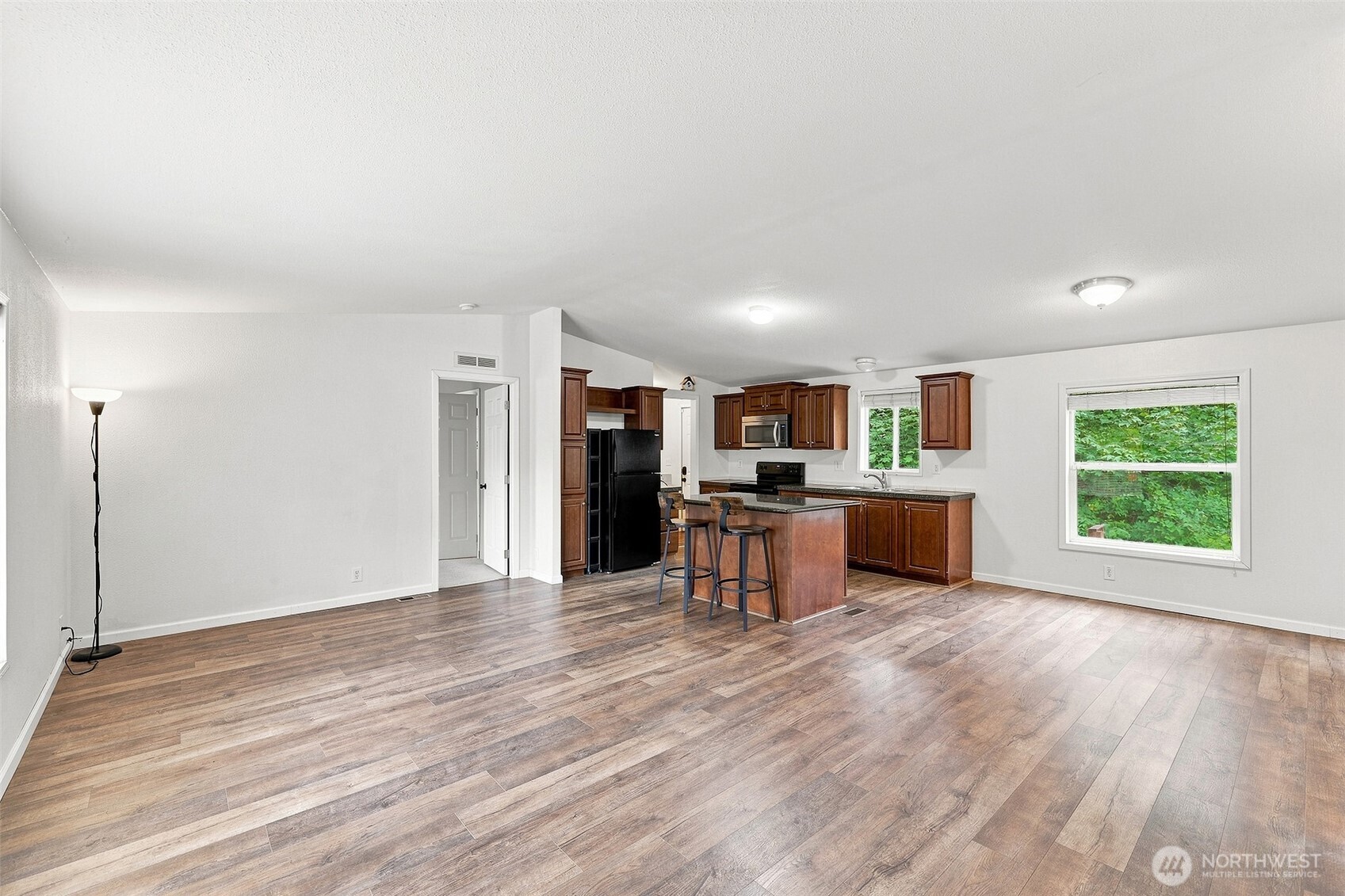 11302 201st Avenue Property Photo 4