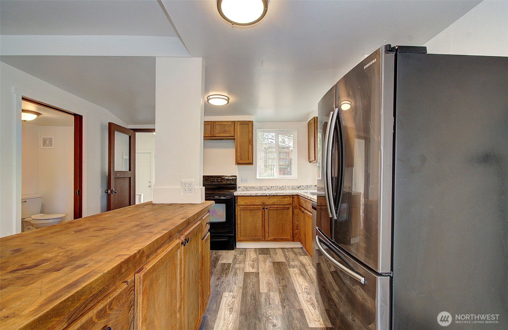 601 Cowlitz Way Property Photo 8