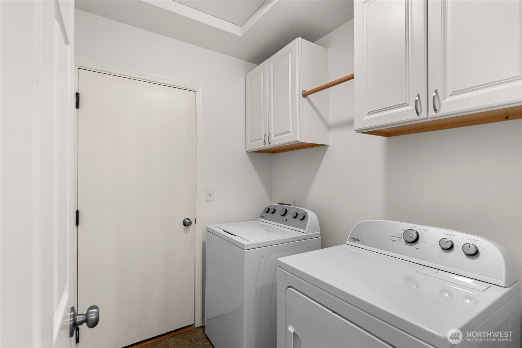 524 N Montclair Avenue Property Photo 17