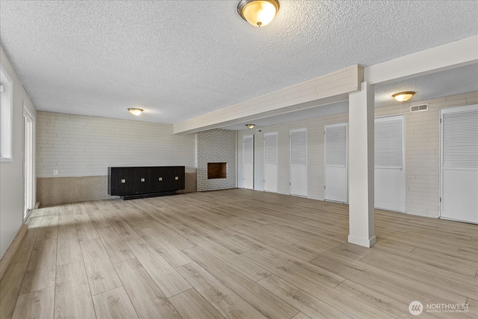 5819 172nd Place Property Photo 20