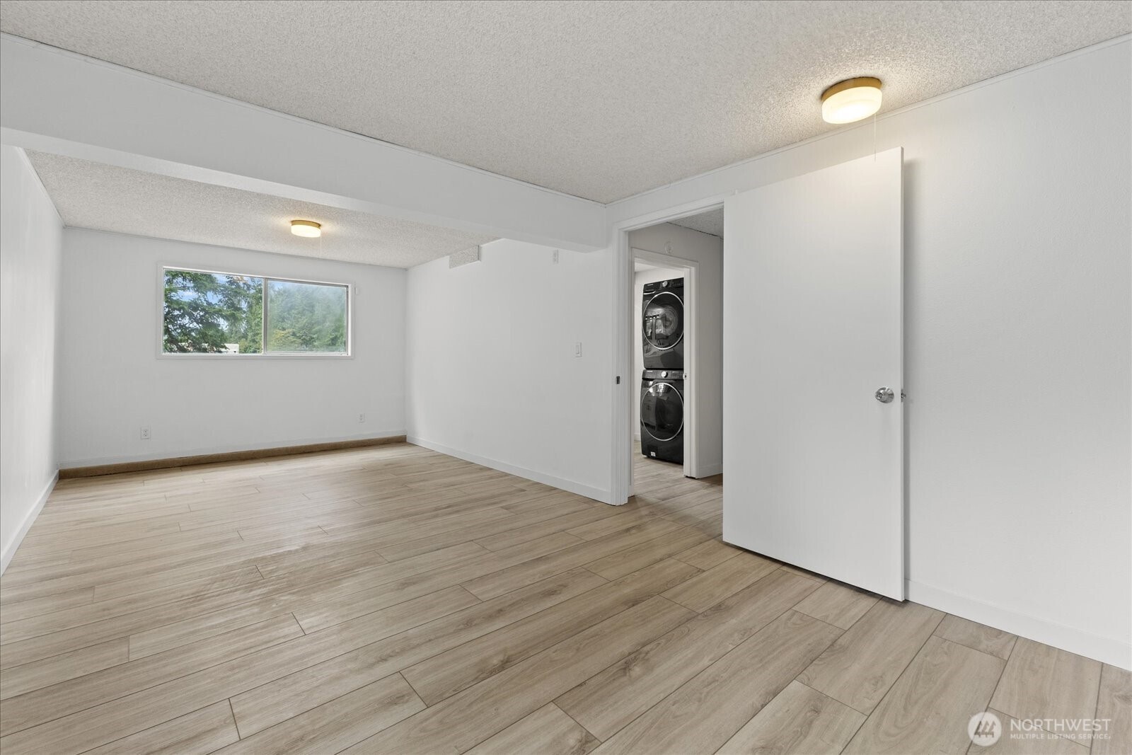 5819 172nd Place Property Photo 24