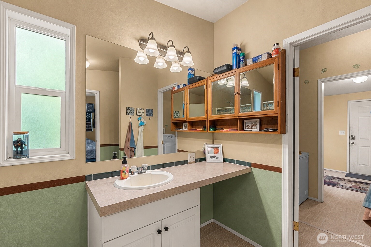 24608 Spur Street Property Photo 11
