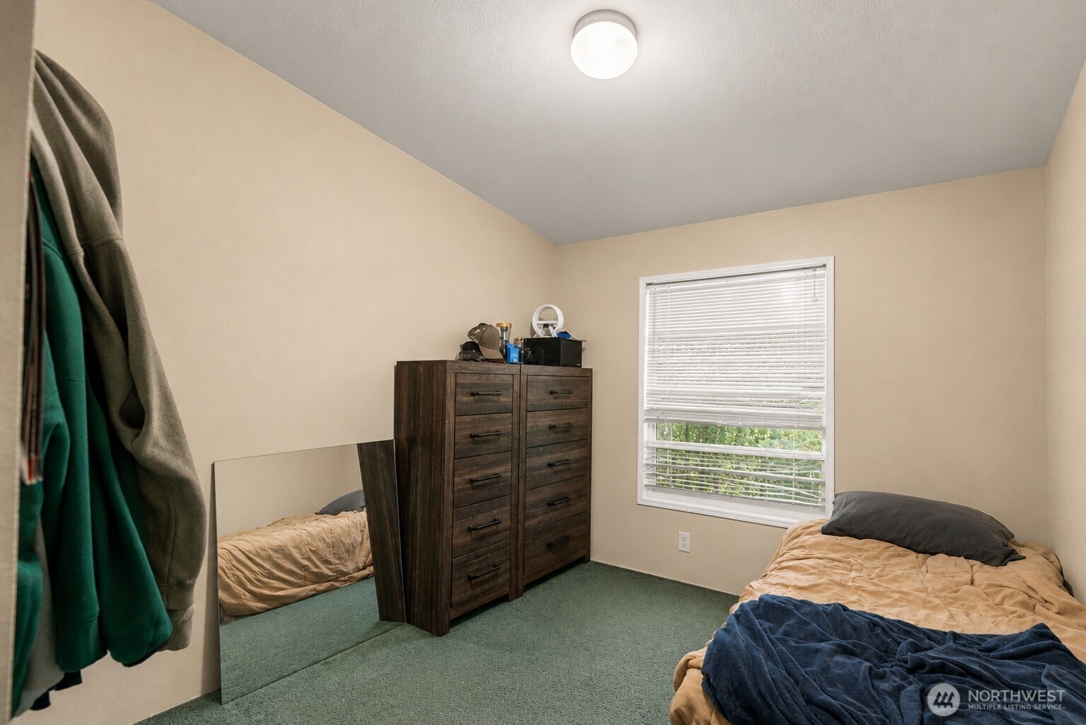24608 Spur Street Property Photo 13