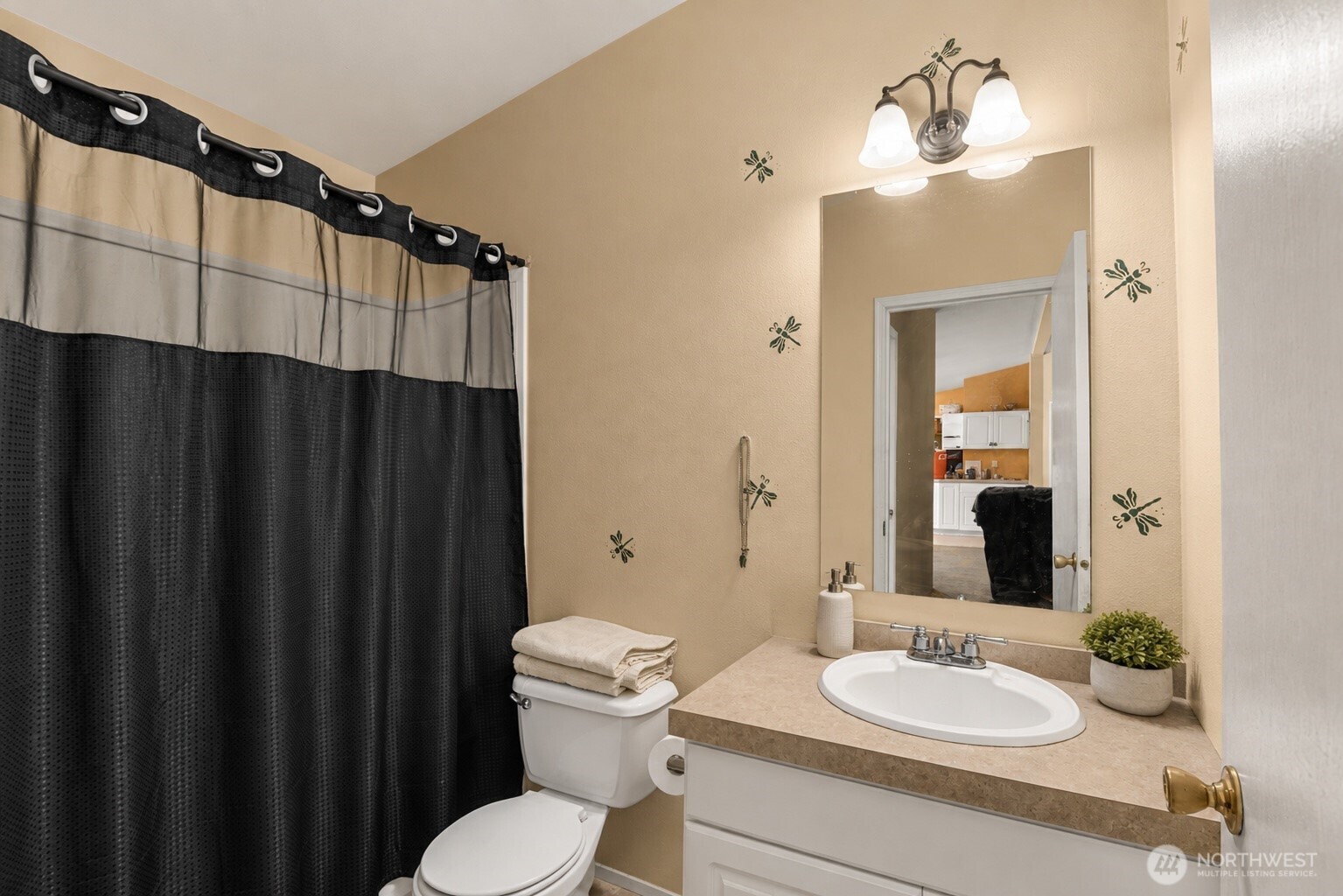 24608 Spur Street Property Photo 14