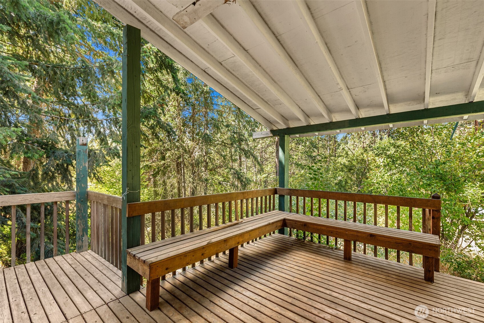 24608 Spur Street Property Photo 18