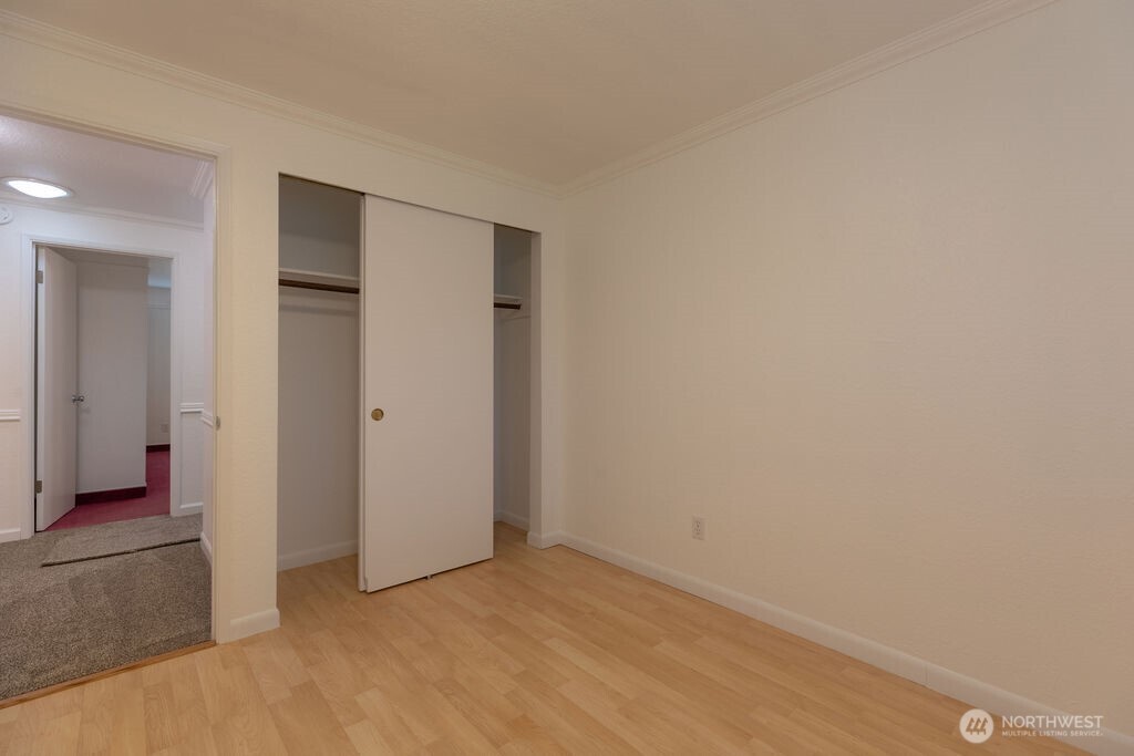 853 Robin Hood Loop Property Photo 25