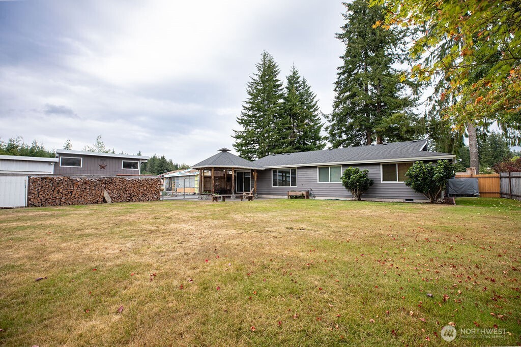853 Robin Hood Loop Property Photo 28