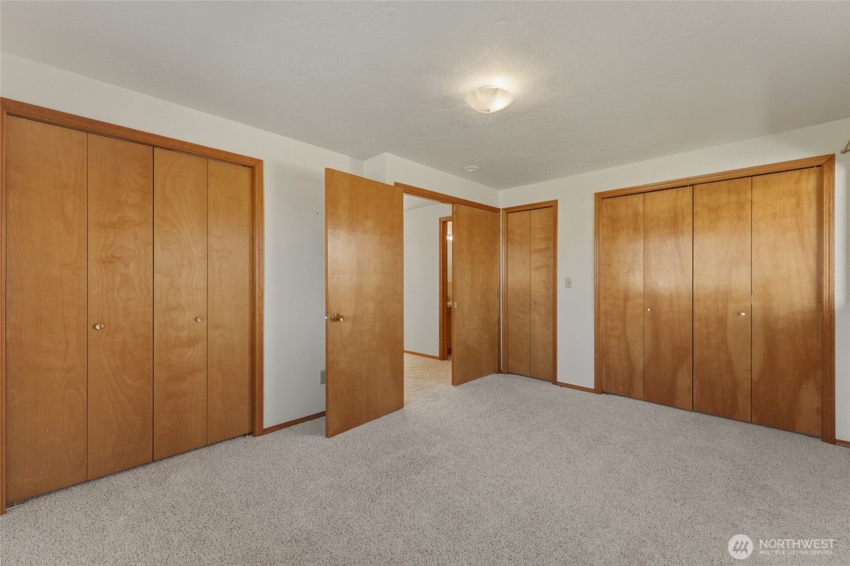 807 Se Sentry Drive Property Photo 6