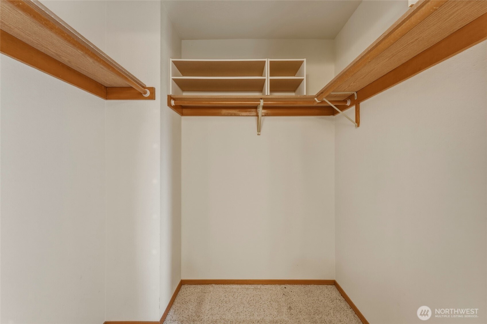 807 Se Sentry Drive Property Photo 12